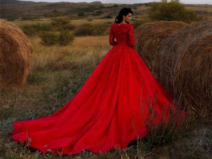 Red winter wedding dresses